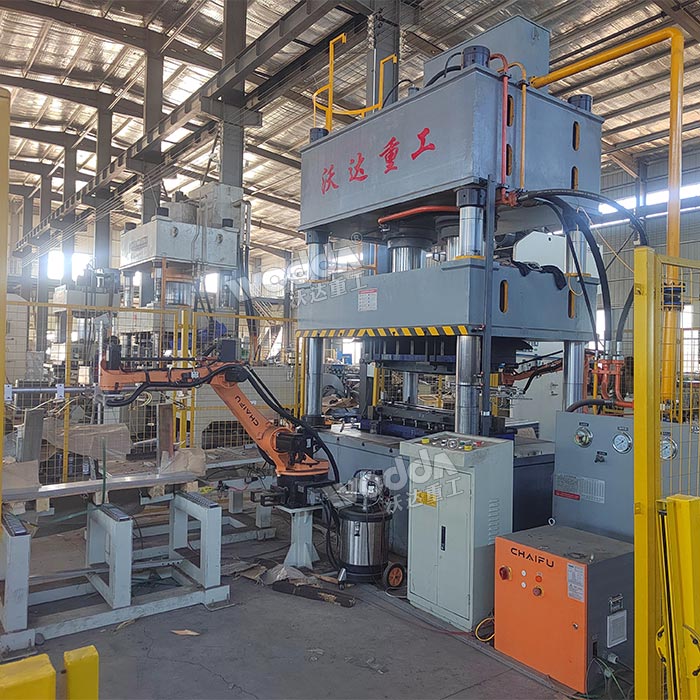 500噸三梁四柱液壓機 500噸三梁四柱液壓機