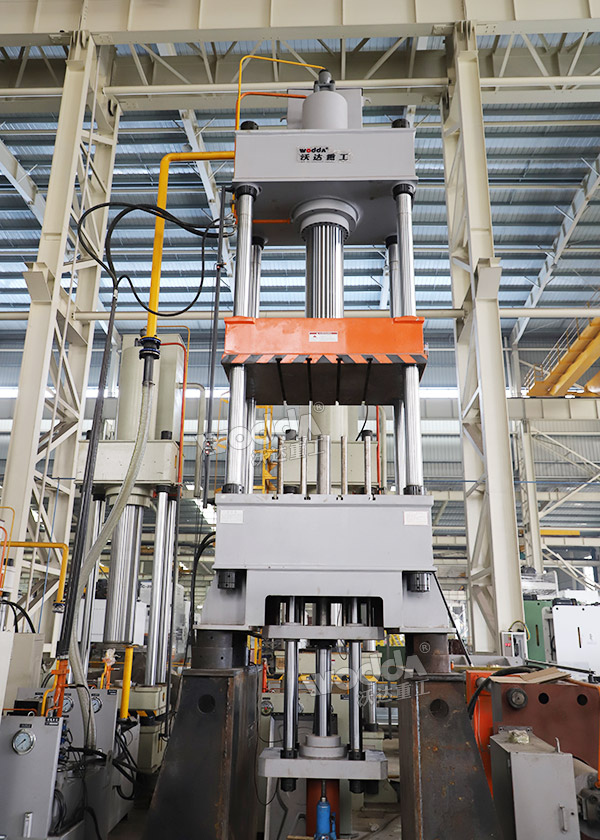 200噸三梁四柱液壓機 200噸三梁四柱液壓機