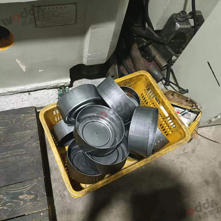 315噸上置液壓墊拉伸液壓機拉伸產品