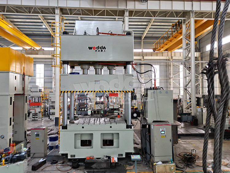 1000噸四柱拉伸液壓機 1000噸四柱拉伸液壓機