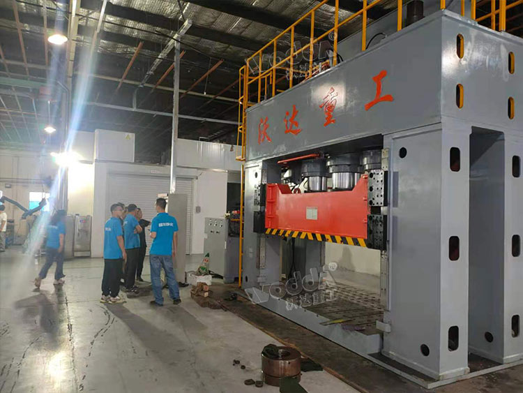 1000噸框架式液壓機 1000噸框架式液壓機