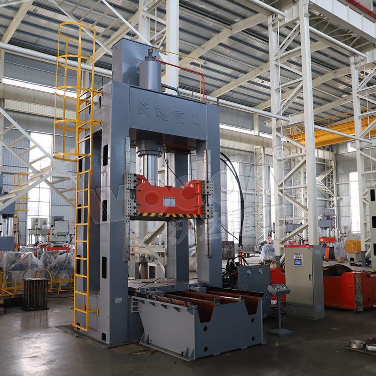 315噸框架式液壓機車間現(xiàn)貨 315噸框架式液壓機車間現(xiàn)貨