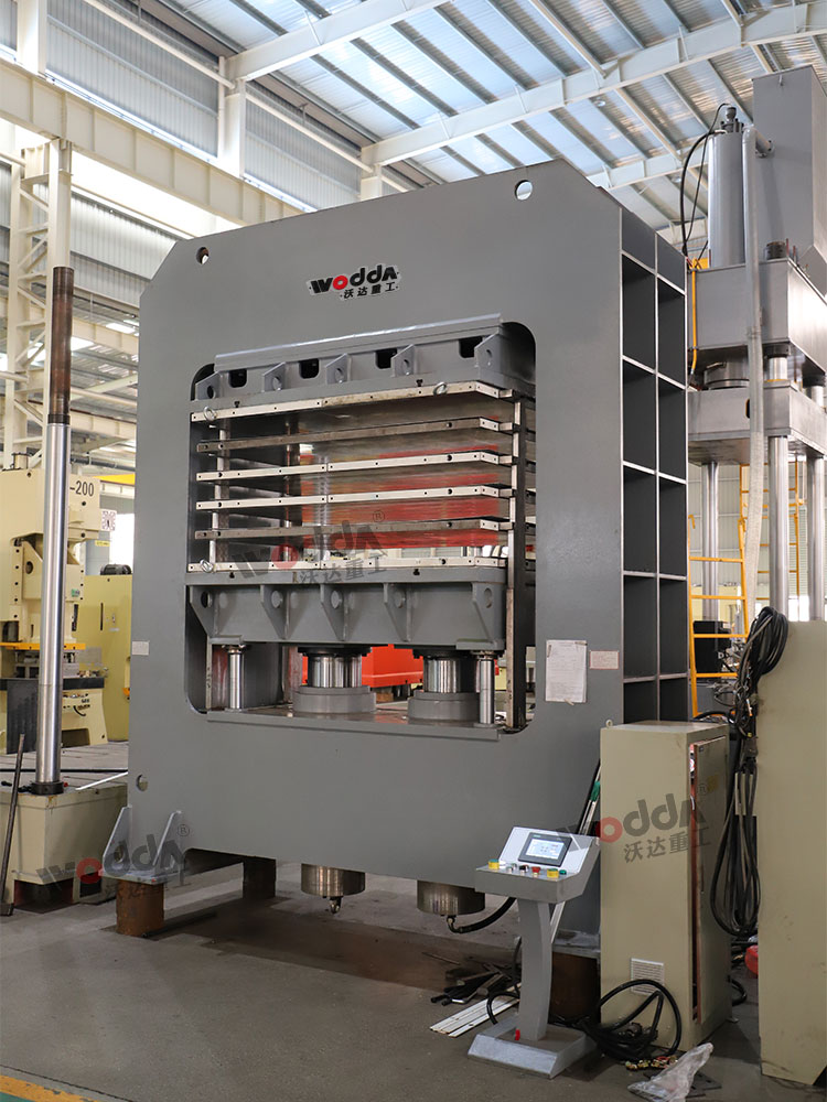 400噸龍門液壓機 400噸龍門液壓機