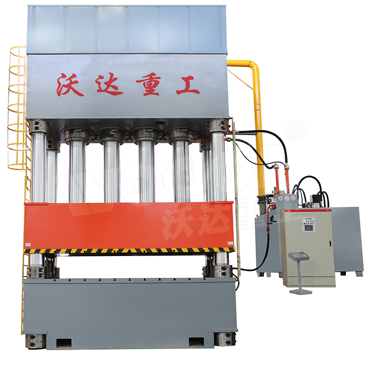 2500噸三梁四柱液壓機 2500噸三梁四柱液壓機