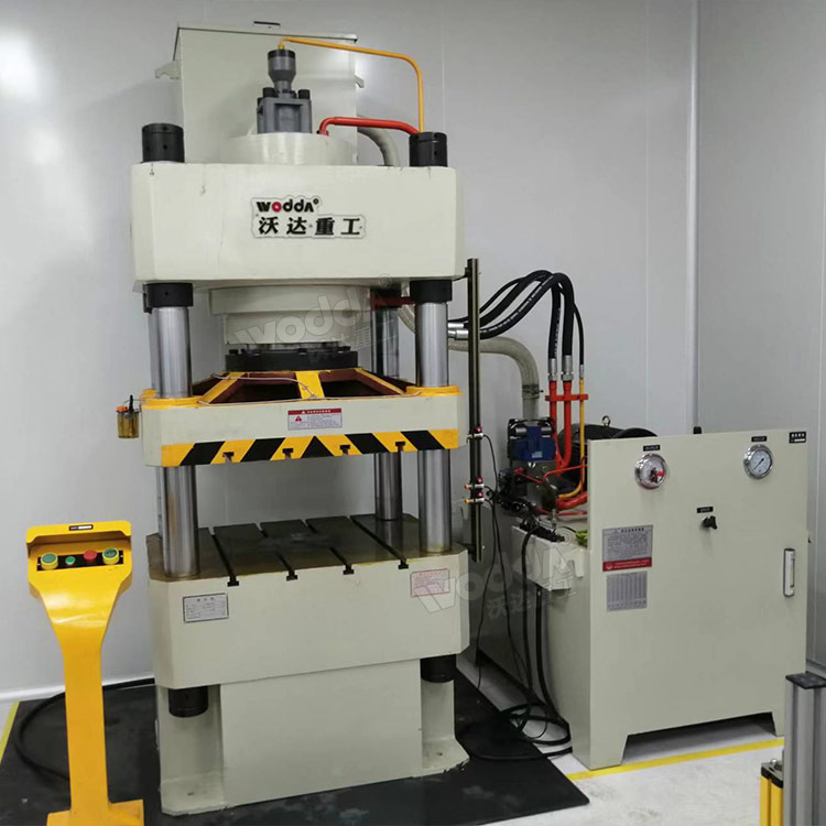 160噸三梁四柱液壓機 160噸三梁四柱液壓機