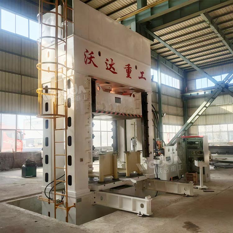 630噸框架式液壓機現場調試 630噸框架式液壓機現場調試