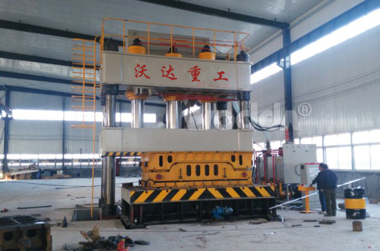 拉伸成型液壓機(jī) 拉伸成型液壓機(jī)