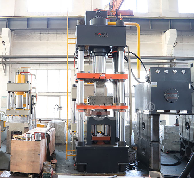 630噸匣缽成型液壓機 630噸匣缽成型液壓機